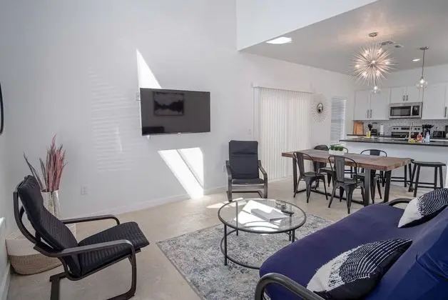 Brand NEW #7 Stylish 3BR 2.5ba Near Exciting Dtown - Öne Çıkan Resim