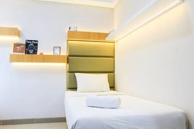 Brand New And Best Studio Apartment At B Residence - Oda