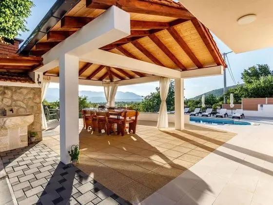 Brand new Countryside Villa With Heated Pool - Havuz
