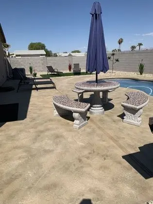 Brand New Heated Pool Home - Dış Mekan