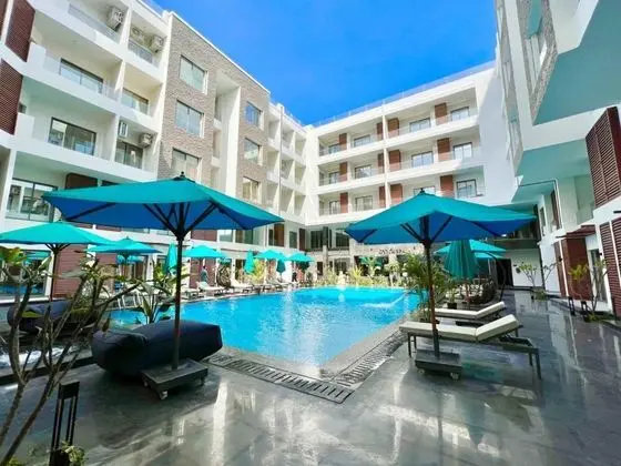 Brand New Modern Bali Themed Resort - 3 Bed Apt - Havuz