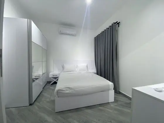 Brand New Modern Bali Themed Resort - 3 Bed Apt - Oda