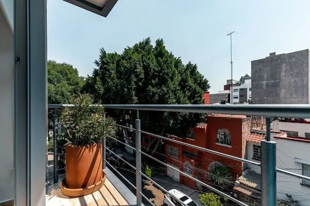 Brand New Studio in Perfect Location! - Dış Mekan