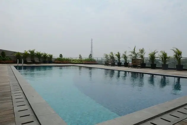 Brand New Studio Tree Park Apartment near ICE BSD - Havuz