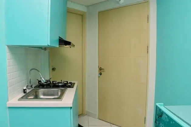 Brand New and Stylist Studio Room at Amethyst Apartment - Mutfak