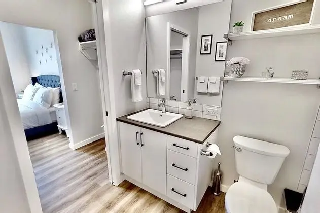 Brand New, Top Floor Condo Downtown - Mülk Olanakları