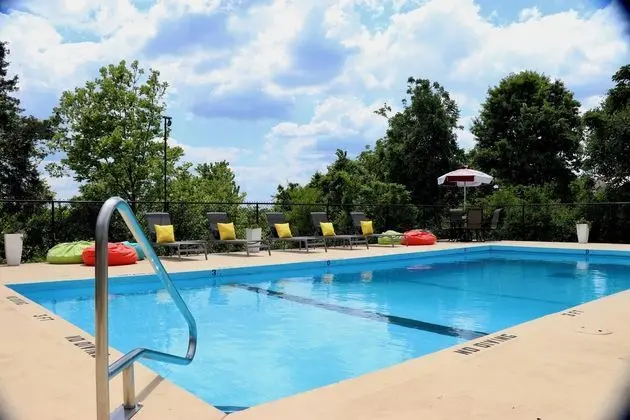 The Branson Welcome Inn - Havuz
