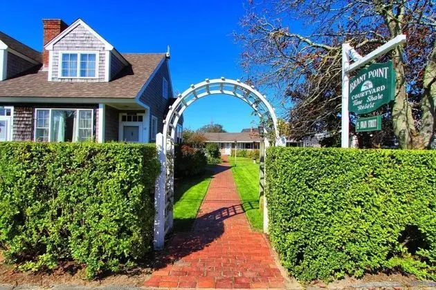 Brant Point Courtyard