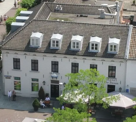 Hotel & Brasserie de Zwaan