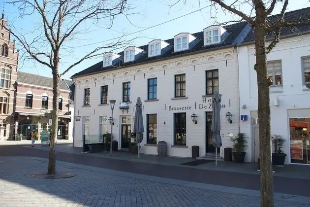 Hotel & Brasserie de Zwaan - Dış Mekan