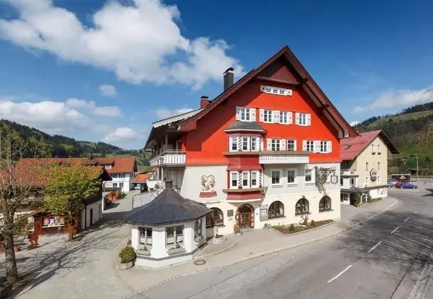 Brauereigasthof & Hotel Schäffler - Dış Mekan