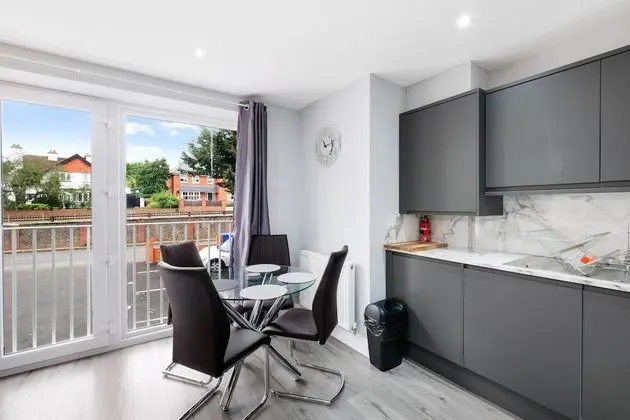 Braywick Serviced Apartments by Ferndale - Yerinde Yemek