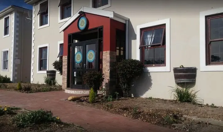 Bread & Barrel Bellville  Guesthouse