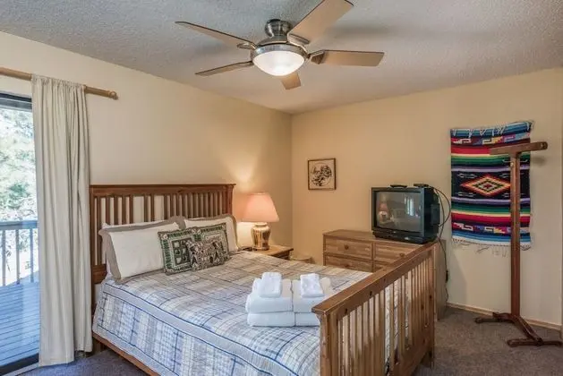 Breakaway Cabin - Oda