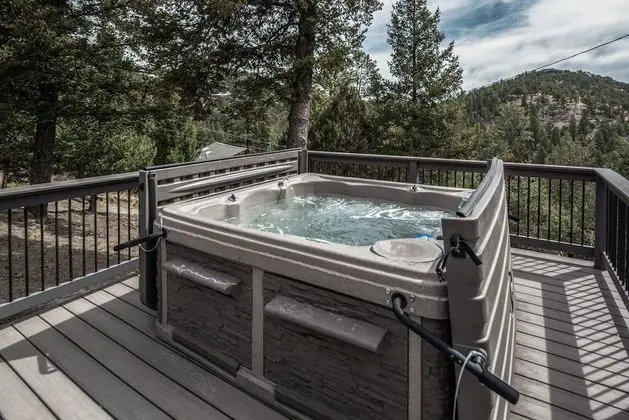 Breakaway Cabin - Spa