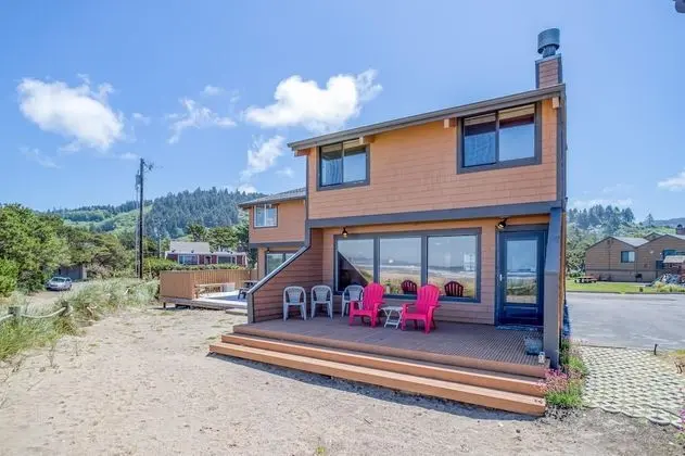 Breakers Beach House #10