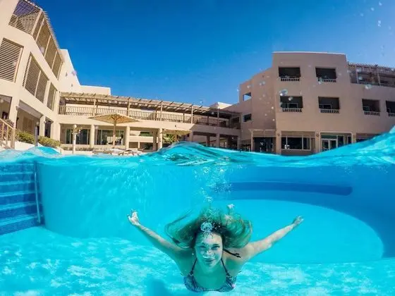 The Breakers Diving & Surfing Lodge - Öne Çıkan Resim