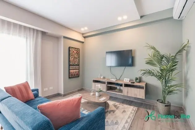Breakfast Included Fully Serviced Apartment at Regatta Living II - 705 - Oda