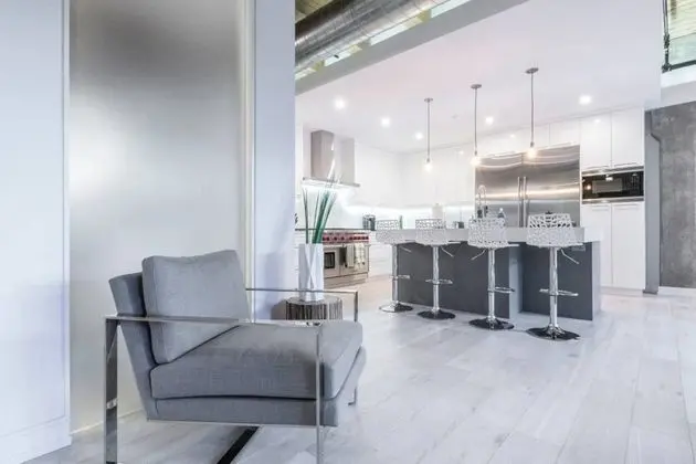 Breathtaking 6 BDR Luxury Condo Downtown Chicago - Mutfak