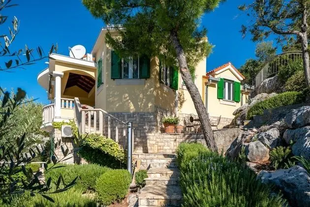 Breathtaking Panorama Villa Vese