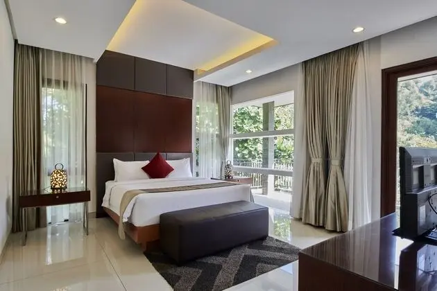 Breeze Blows City View 5 Br Heated Pool and a Billiard - Oda