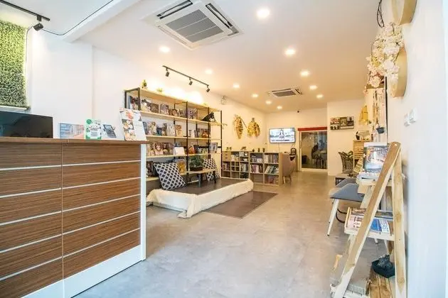 Breeze Hostel Pattaya - Lobi