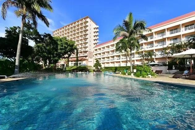Hotel Breezebay Marina - Havuz