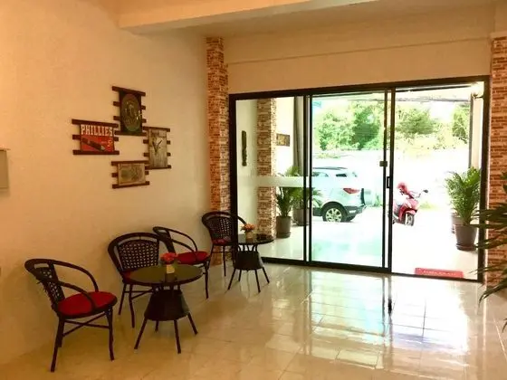 Breezy House Jomtien - Lobi