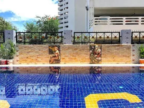 Breezy Room Jomtien - Havuz