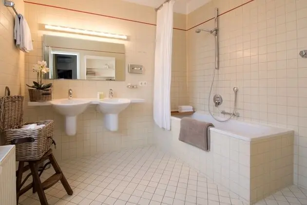 Breidenbach Suite - Banyo Tipleri