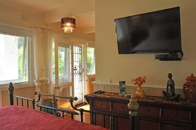 Brentwood B&B Apartments - Oda