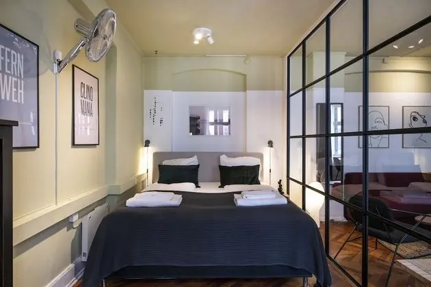 The Brewer apartments - Into This Place - Oda