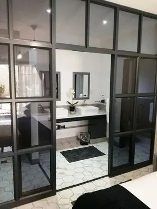 Bri-Shel Manor - Öne Çıkan Resim