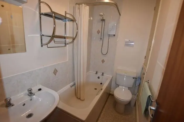Brialene Holiday Apartments - Banyo Tipleri