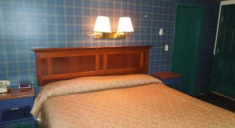 Briarcliff Motel