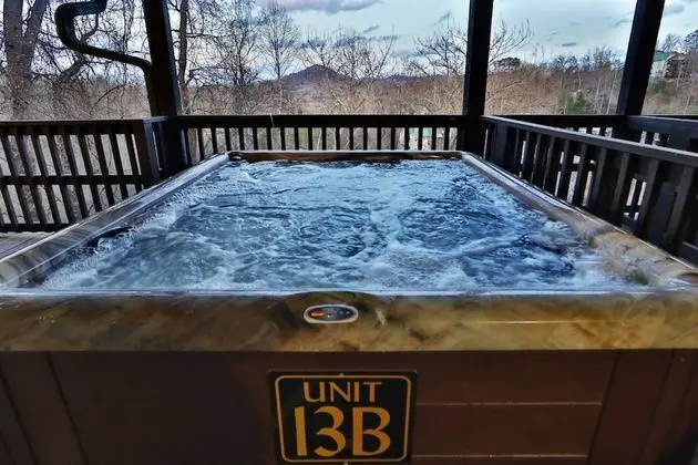 Briarstone Lodge Condo 13B - Two Bedroom Condo - Spa