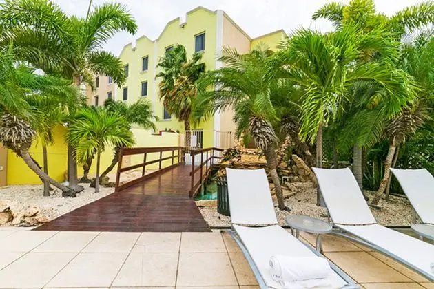 Brickell Bay Beach Club & Spa - Boutique hotel