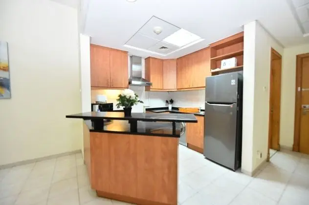 BRID - Spacious 1 Bed with garden view - İç Mekan
