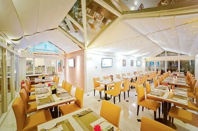 Bridal Tea House Hotel Yantai Zhifu - Yerinde Yemek