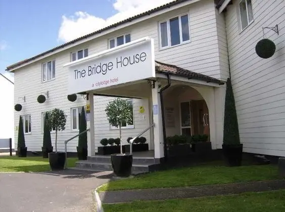 Bridge House .