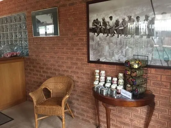 Bridge Motor Inn - Lobi