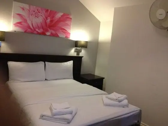 Bridge Park Hotel - Oda