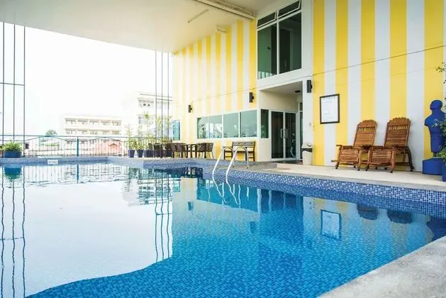 THE BRIDGE RESIDENCE HOTEL - Havuz
