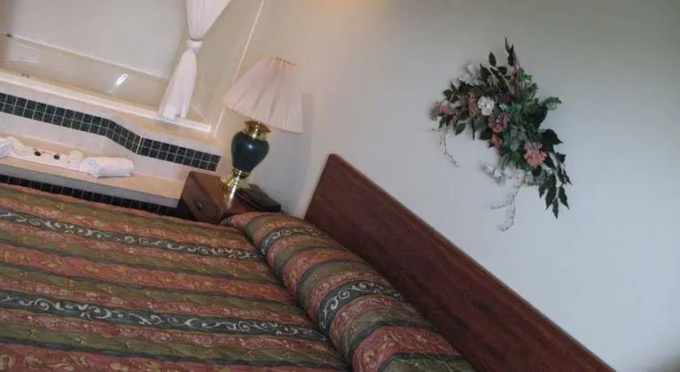 Bridgeport Inn - Genel