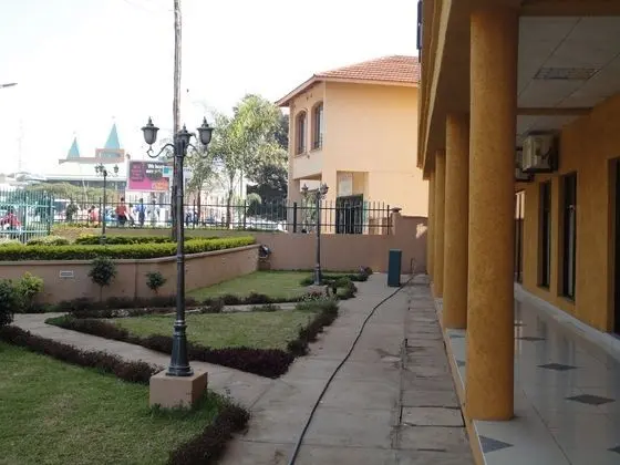 Bridgeview Hotel & Conference Centre - Dış Mekan