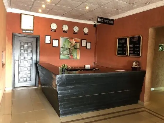 Bridgeview Hotel & Conference Centre - Lobi