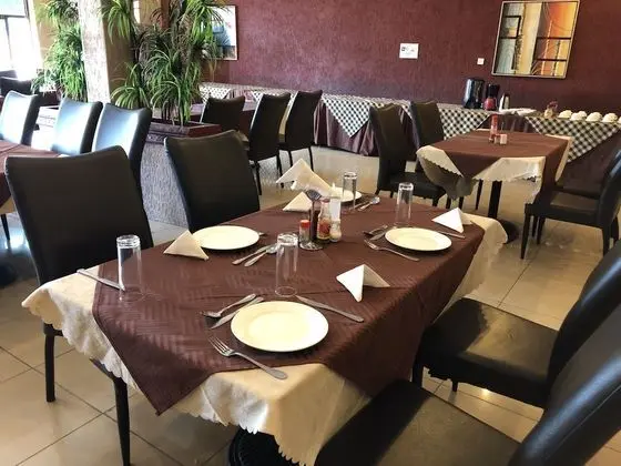 Bridgeview Hotel & Conference Centre - Yerinde Yemek