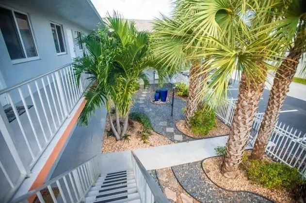 Brief Homes - Oakland Park Victor 2 Bedroom #6