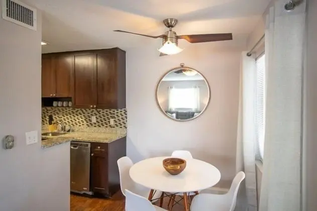 Brief Homes - Oakland Park Victor 2 Bedroom #6 - Mutfak