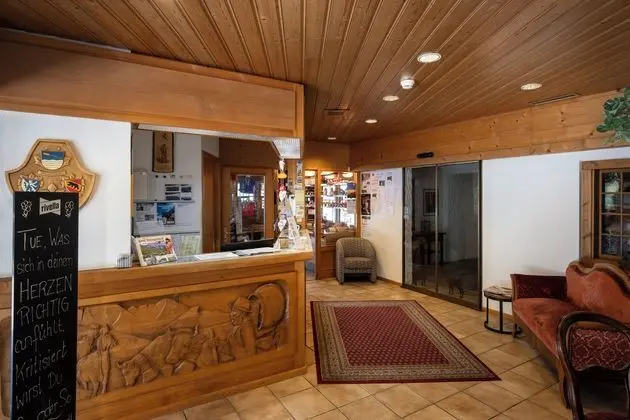 Hotel Brienzerburli - Lobi